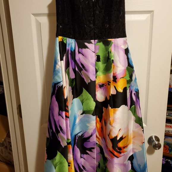 Ellen Tracey Dress - Picture 4 of 7